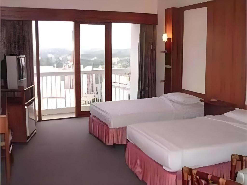 Pailyn Phitsanulok Hotel Buitenkant foto