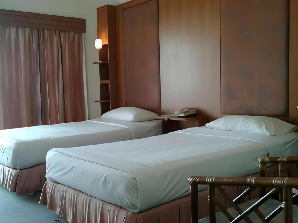 Pailyn Phitsanulok Hotel Buitenkant foto