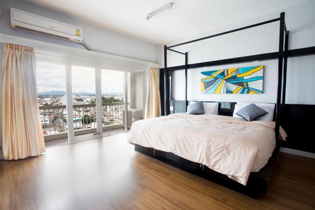 Pailyn Phitsanulok Hotel Buitenkant foto