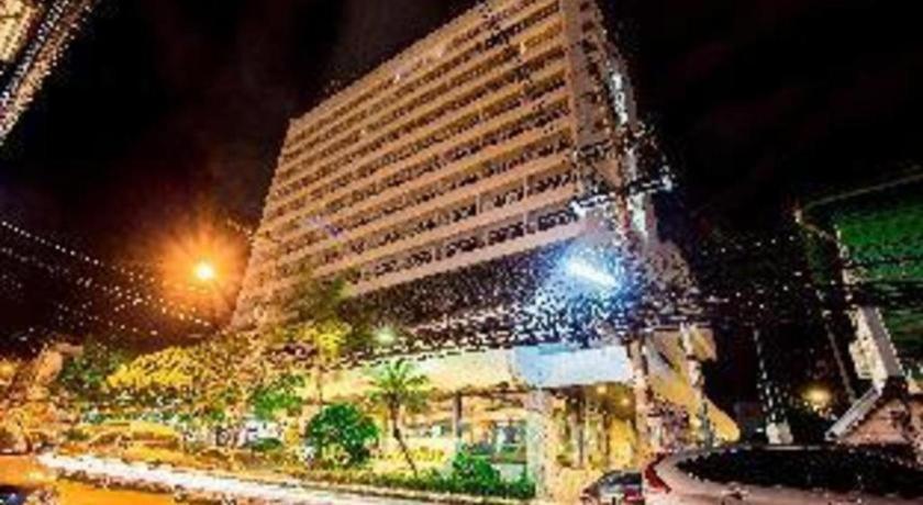 Pailyn Phitsanulok Hotel Buitenkant foto